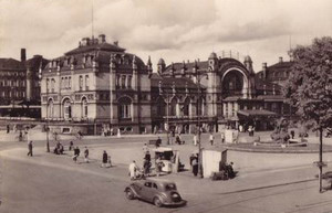 Bahnhof195702